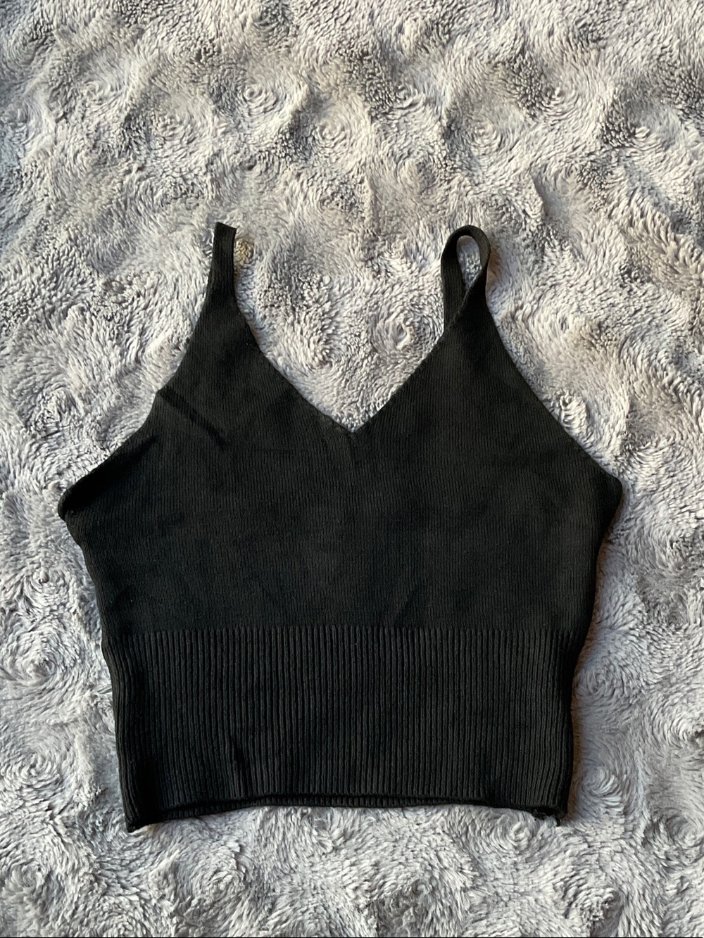 Black Ribbed V-Neck Crop Tank Top
